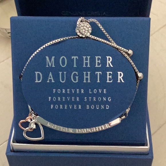 BRILLIANCE NEW IN BOX SLIDER BRACELET MOTHER DAUGHTER TWO TONED GENUINE CRYSTAL - Picture 2 of 7